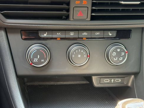 Used 2024 Volkswagen Jetta Sport FWD image 15
