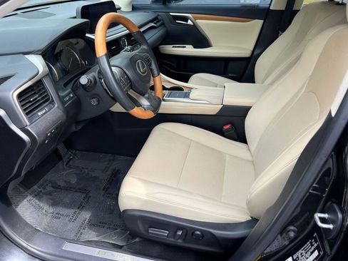 Certified 2022 Lexus RX 350 FWD w/ Premium Package image 10