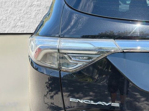 Used 2024 Buick Enclave Avenir w/ Avenir Technology Package FWD image 10