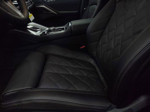 New 2026 BMW X6 xDrive40i image 18