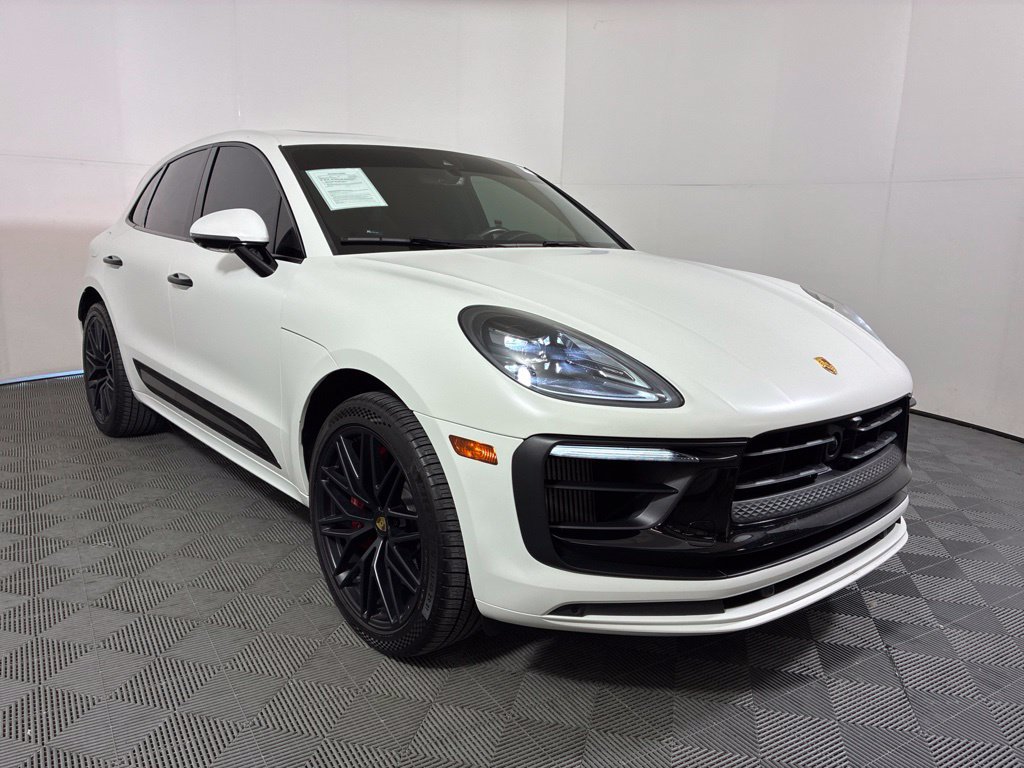 Used 2023 Porsche Macan GTS AWD/4WD image 4