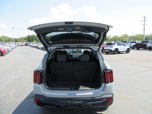 Used 2026 Kia Sorento SX AWD/4WD image 8