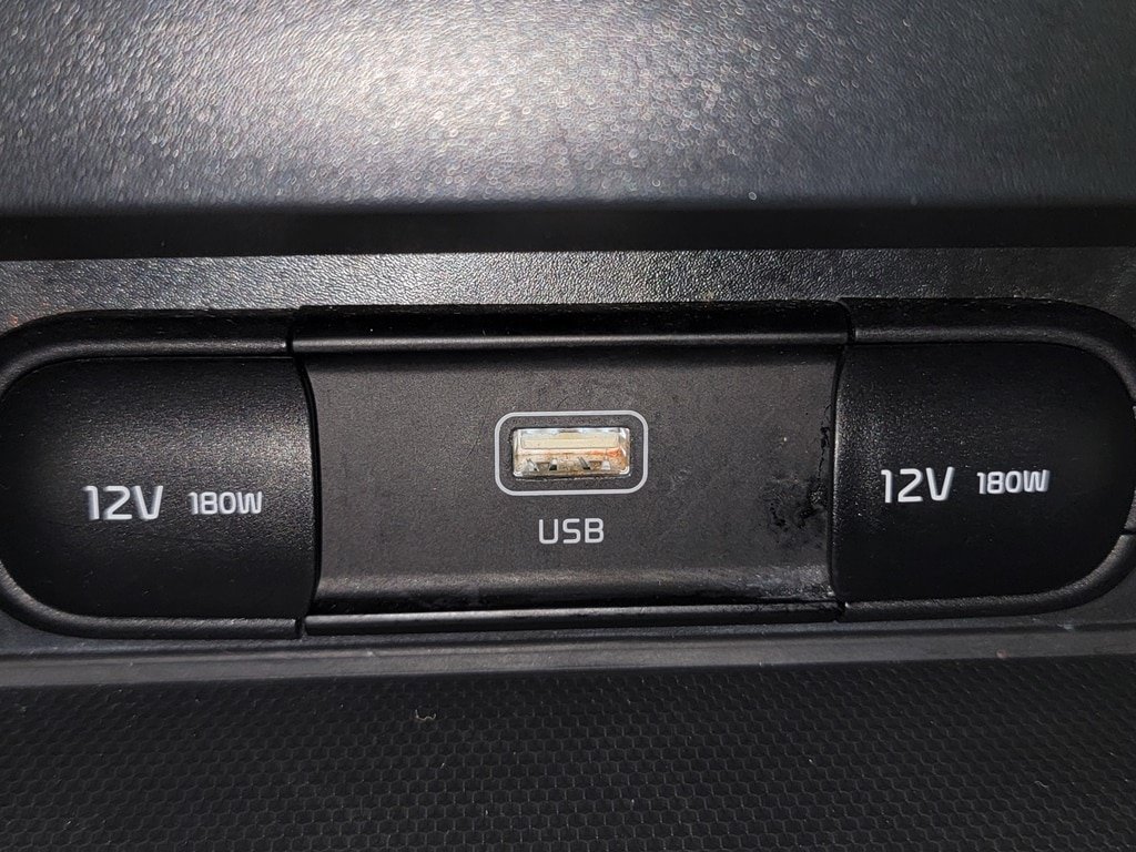 Used 2024 Kia Soul LX w/ Option Group 015 FWD image 22