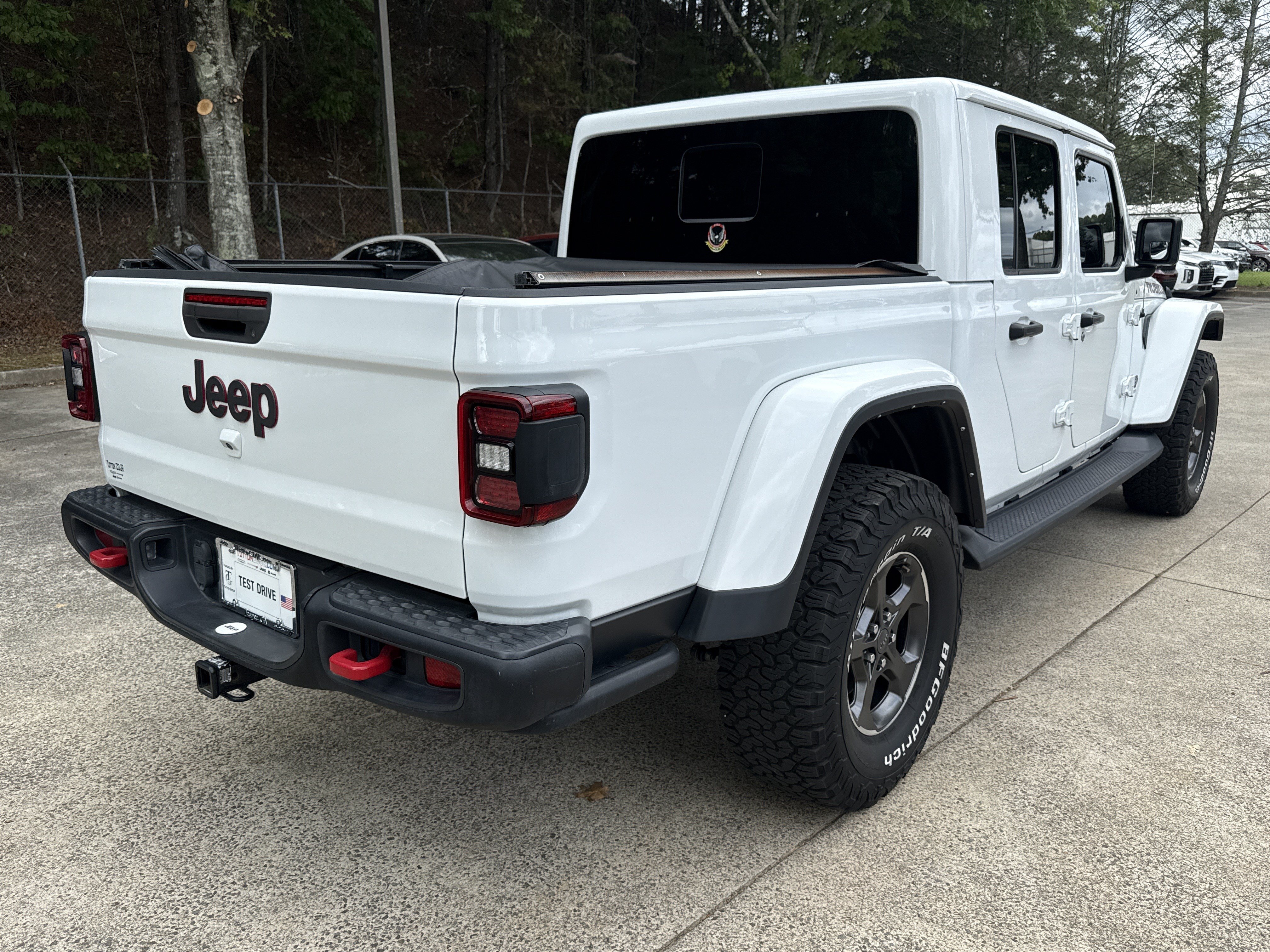Used 2021 Jeep Gladiator Rubicon AWD/4WD image 7