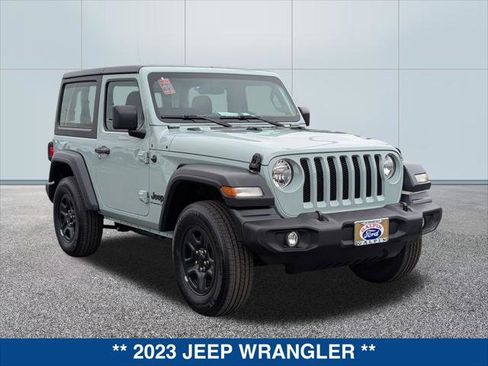 Used 2023 Jeep Wrangler Sport image 7