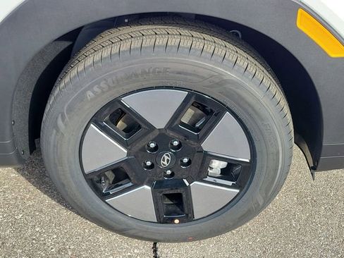 New 2026 Hyundai Santa Fe SE image 6