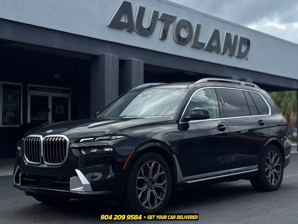 Used 2024 BMW X7 xDrive40i w/ Premium Package AWD/4WD image 1
