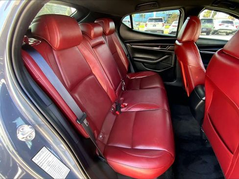 Used 2023 MAZDA MAZDA3 s image 18