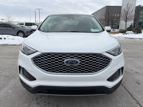Used 2024 Ford Edge SEL w/ Convenience Package image 2