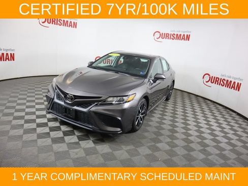 Used 2023 Toyota Camry SE FWD image 2