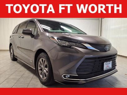 Certified 2021 Toyota Sienna XLE