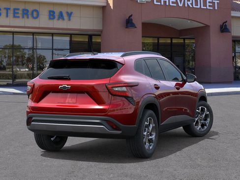 New 2026 Chevrolet Trax LT image 28