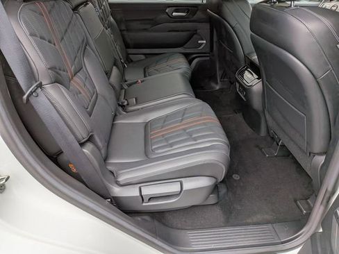 New 2025 Nissan Armada PRO-4X w/ Pro-4X Premium Package image 33