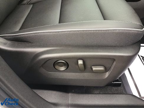 Used 2022 Buick Envision Essence w/ Safety Package image 24