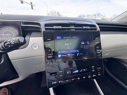 Used 2022 Hyundai Tucson SEL image 19