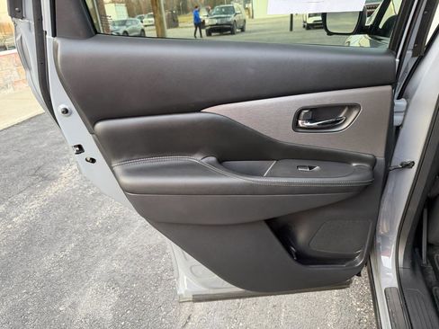 Used 2023 Nissan Murano SL w/ Cargo Package image 17