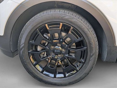 Used 2021 Kia Telluride SX w/ Nightfall Edition Package AWD/4WD image 26