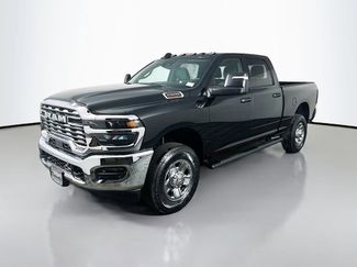 New 2026 RAM 2500 Tradesman AWD/4WD video 3