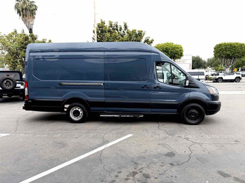 Used 2019 Ford Transit 250 148 High Roof Extended RWD image 4