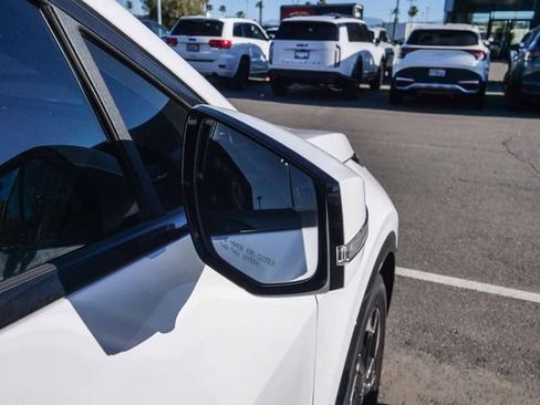 Certified 2023 Kia Sportage SX image 9