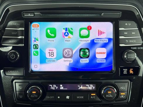 Used 2022 Nissan Maxima SV w/ Floor Mat Group FWD image 3