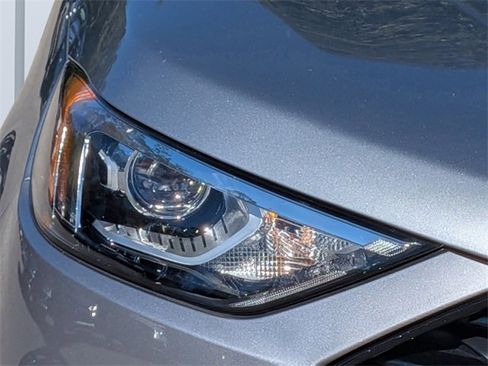 Used 2024 Ford Edge SE w/ Black Appearance Package image 8