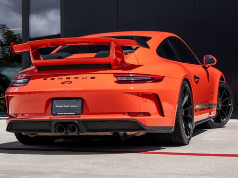 Certified 2018 Porsche 911 GT3 RWD image 11