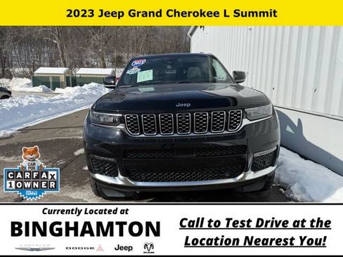 Used 2023 Jeep Grand Cherokee L Summit AWD/4WD image 3