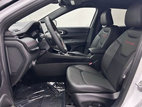 New 2026 Jeep Compass Trailhawk AWD/4WD image 15