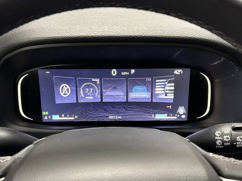 Certified 2024 Jeep Wagoneer L Series III w/ Premium Group I image 19