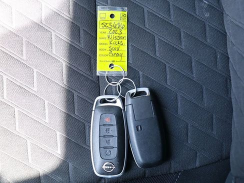 Used 2023 Nissan Kicks SV w/ Exterior Package image 57