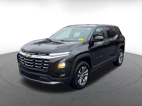 Used 2025 Chevrolet Equinox LT image 4