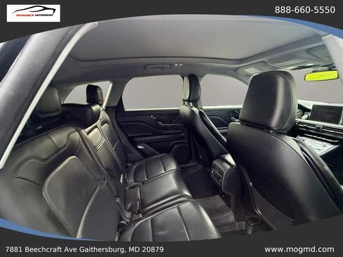 Used 2022 Lincoln Corsair AWD w/ Premium Package image 23