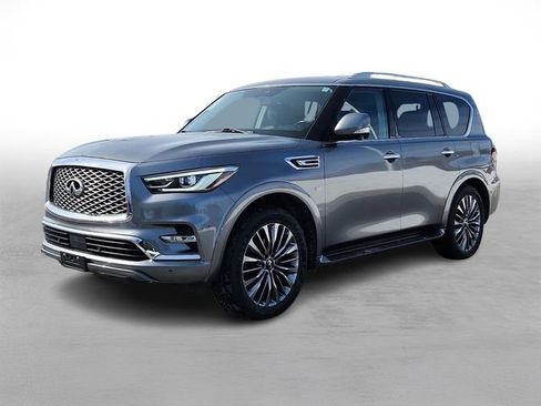 Used 2018 INFINITI QX80 4WD w/ Driver Assistance Package image 3