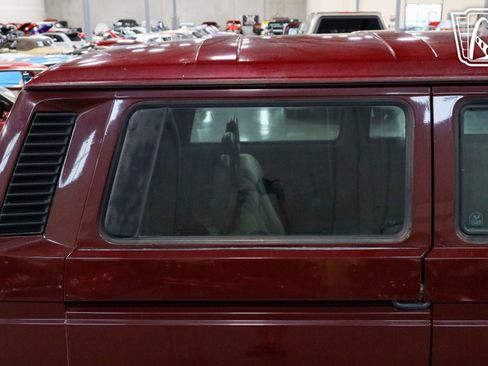 Used 1989 Volkswagen Vanagon image 40