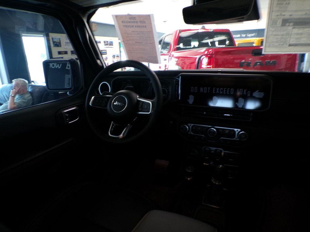 New 2026 Jeep Wrangler Unlimited Sahara AWD/4WD image 19