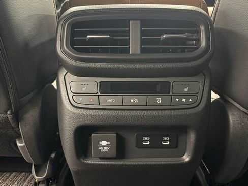 Used 2026 Honda Passport TrailSport Elite image 12