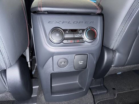 New 2026 Ford Explorer ST-Line w/ ST-Line Street Pack image 34