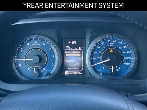 Used 2015 Toyota Sienna XLE image 8