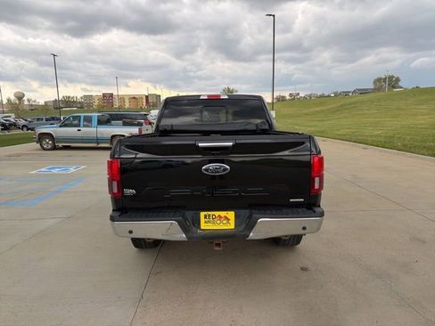 Used 2019 Ford F150 Lariat w/ Equipment Group 502A Luxury AWD/4WD image 4