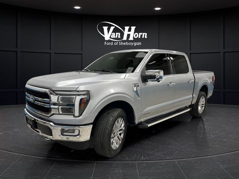 Used 2024 Ford F150 Lariat w/ Tow/Haul Package AWD/4WD image 3