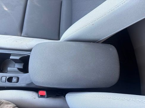 Used 2026 Toyota Corolla LE FWD image 22