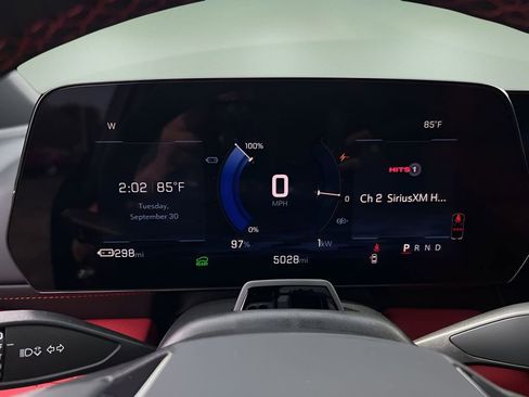 Used 2025 Chevrolet Blazer EV SS w/ Performance Package image 11