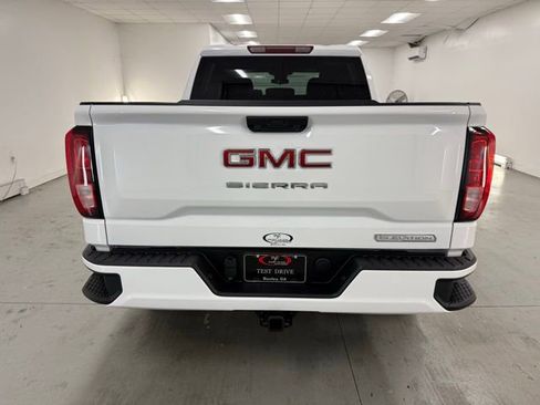 New 2026 GMC Sierra 1500 Elevation image 7