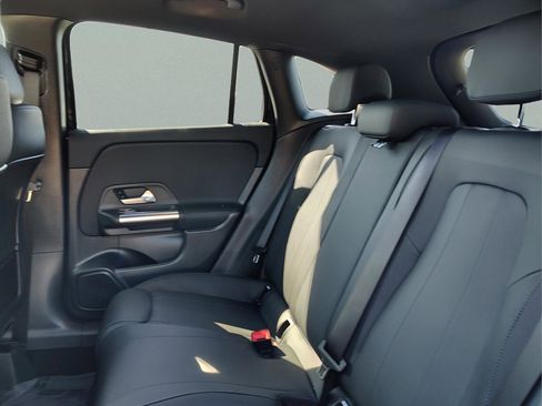 Used 2026 Mercedes-Benz GLA 250 image 12