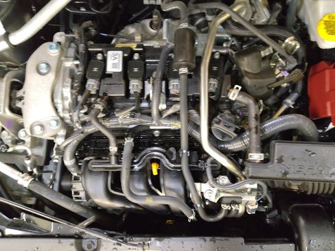 Used 2024 Nissan Sentra SV FWD image 30