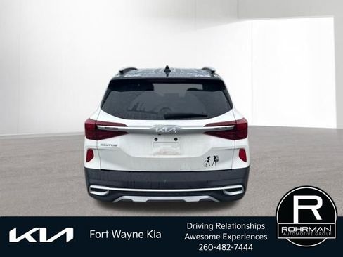 Certified 2023 Kia Seltos S w/ Navigation Package image 5