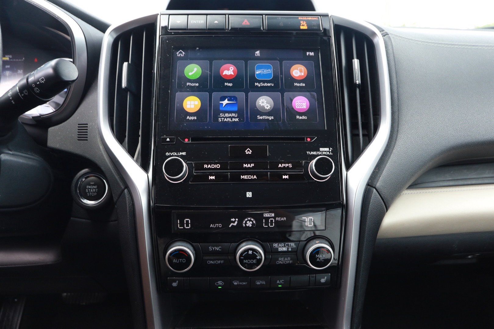 Used 2019 Subaru Ascent Limited AWD/4WD image 15