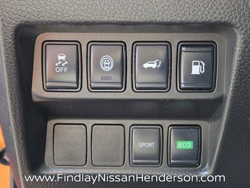 Used 2020 Nissan Rogue SV FWD image 24