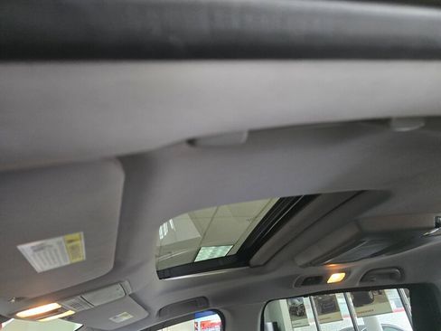 Used 2018 Honda Odyssey EX-L image 36